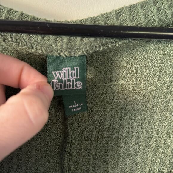 Wild fable olive green long sleeve large - Picture 2 of 3